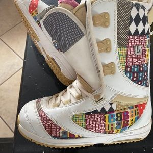 Burton snowboarding therm-ic boots size 8.5